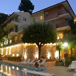 Hotel Corallo 4*