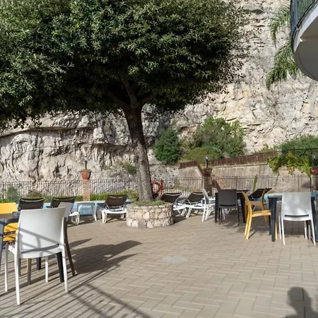 Corallo Hotel 4*