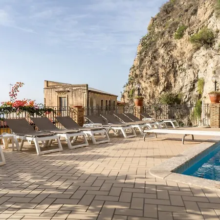 Corallo Hotel
