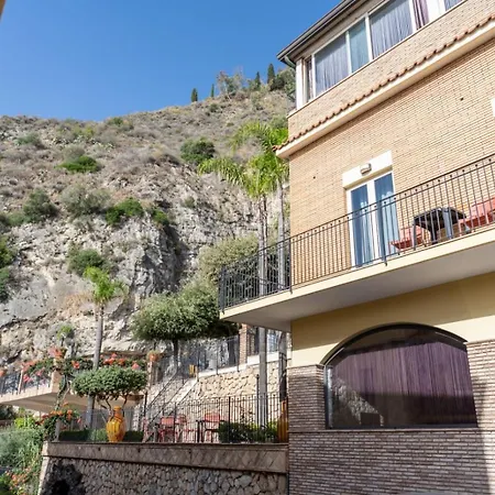 酒店 科拉罗酒店 4*