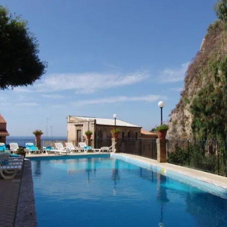 Corallo Hotel 4*