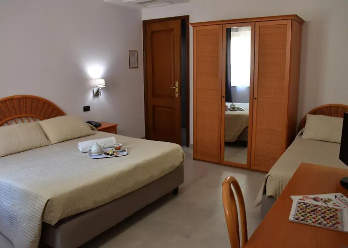 酒店 科拉罗酒店 4*