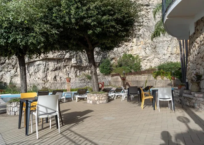 科拉罗酒店 酒店 4*