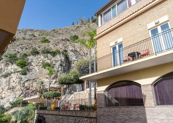 酒店 科拉罗酒店 4*