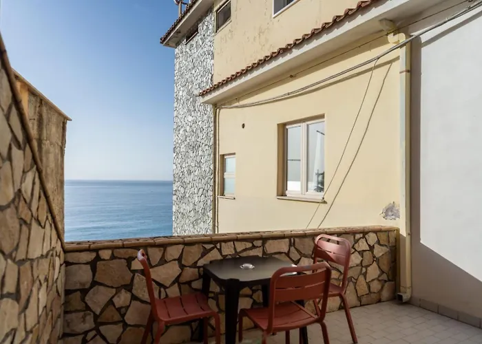 科拉罗酒店 酒店 陶尔米纳