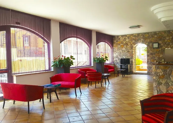 科拉罗酒店 酒店 陶尔米纳